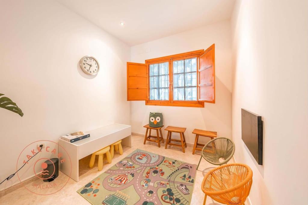 Spacious Home With Lovely Garden - Tcm Rincón de la Victoria Exterior foto