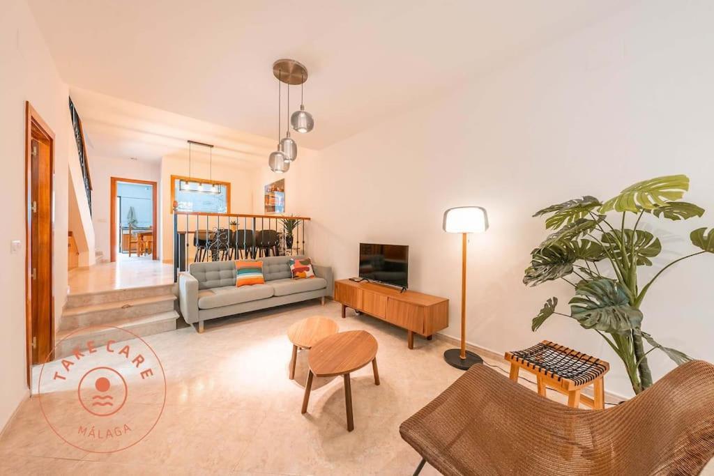 Spacious Home With Lovely Garden - Tcm Rincón de la Victoria Exterior foto