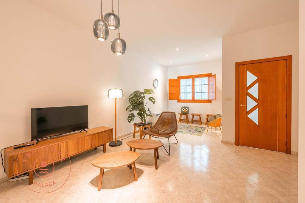 Spacious Home With Lovely Garden - Tcm Rincón de la Victoria Exterior foto